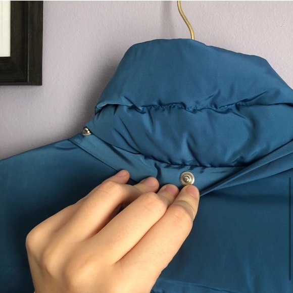 Talbots Womens Vest Small Down Fill Blue Puffer Jacket Zip Outer Wear Pocket - Picture 4 of 9